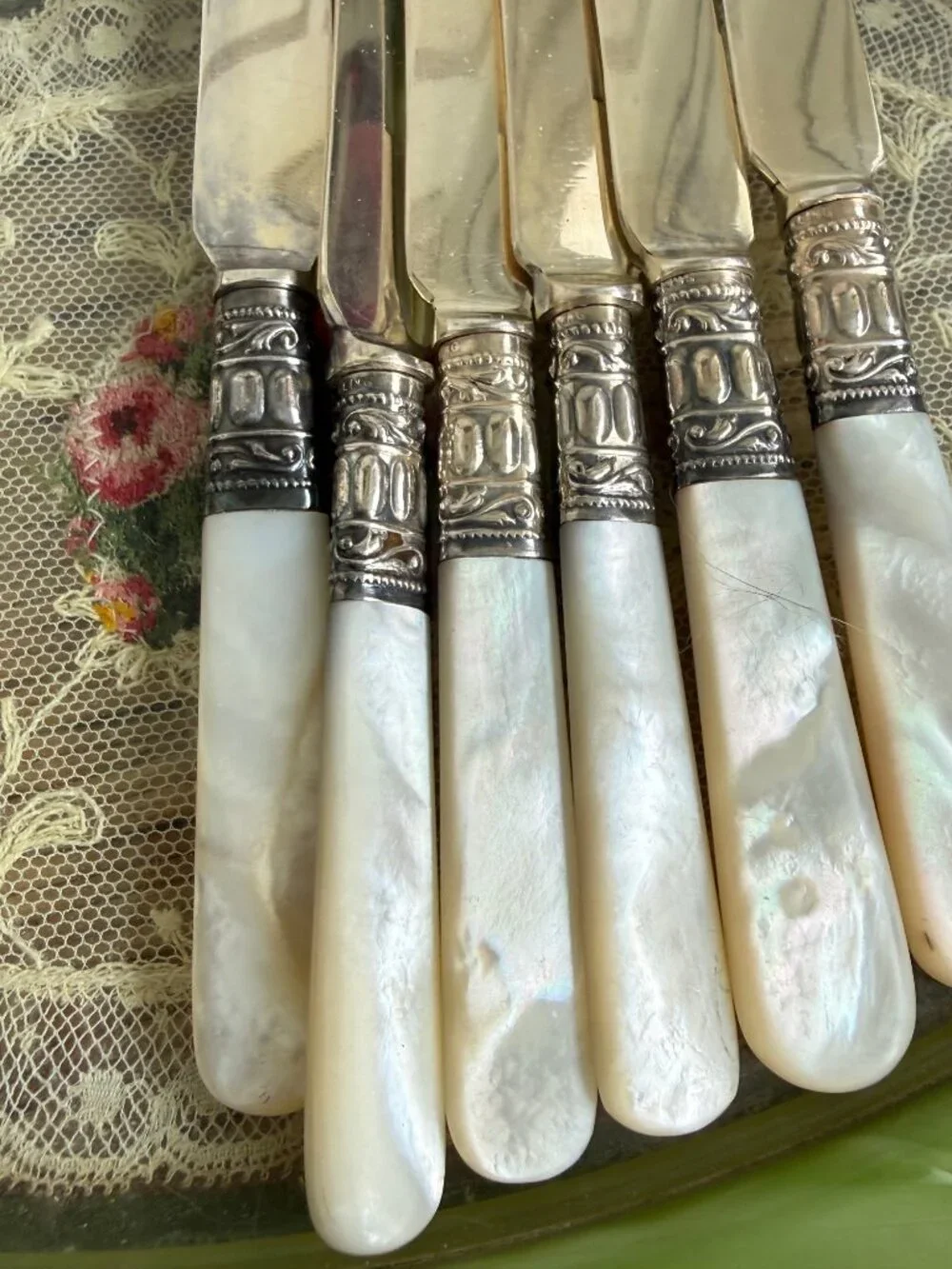 Antique 1910s Mother Of Pearl Fruit Knives Sterling Bands Boxed Set of 6